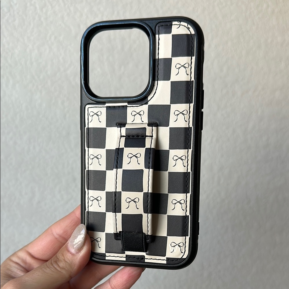 Walli iPhone 14 Pro Case